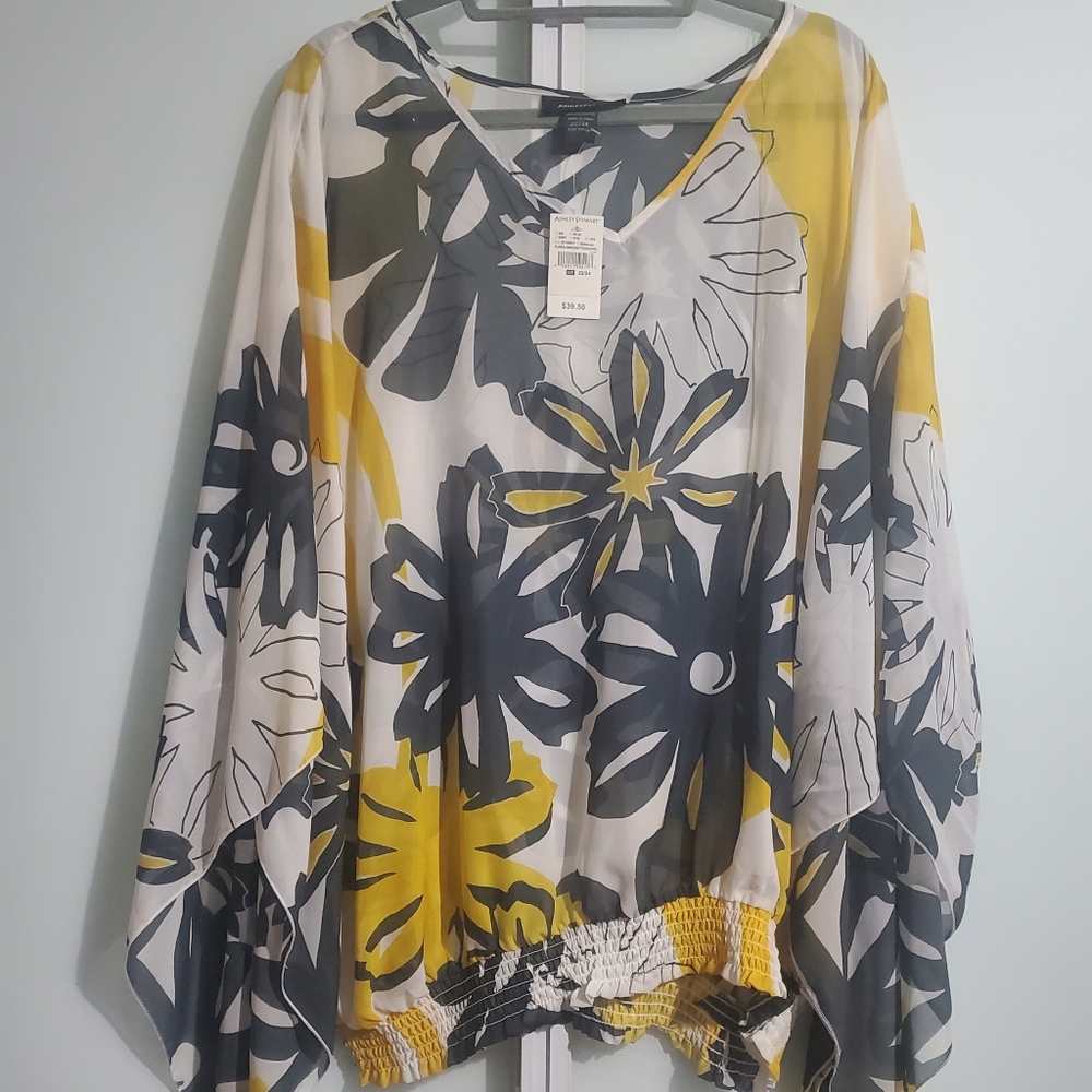 Ashley Stewart Sz 22/24 BNWT Floral Blouse